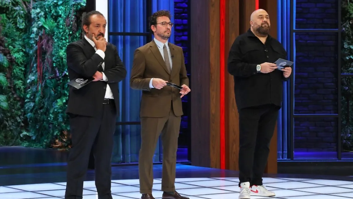 MasterChef'te mavi takım hüsranı! Eleme potasına düşen o isimler ortalığı karıştırdı haberinin görseli