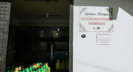 Seferihisar’da belediyenin zeytinyağı fabrikası üreticinin yükünü hafifletiyor