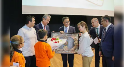 Yeşilay “Bağımlılıkla Mücadele” konferansı gerçekleştirildi