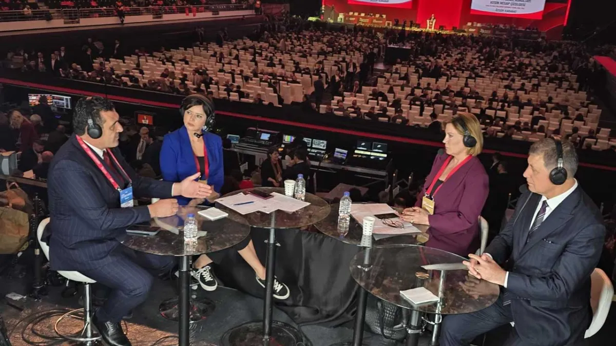 Başkan Tugay'dan "Tarihi Kurultay" değerlendirmesi: Eski yeni tartışması bitti, sadece iktidarı hedefleyen bir parti olacağız! haberinin görseli