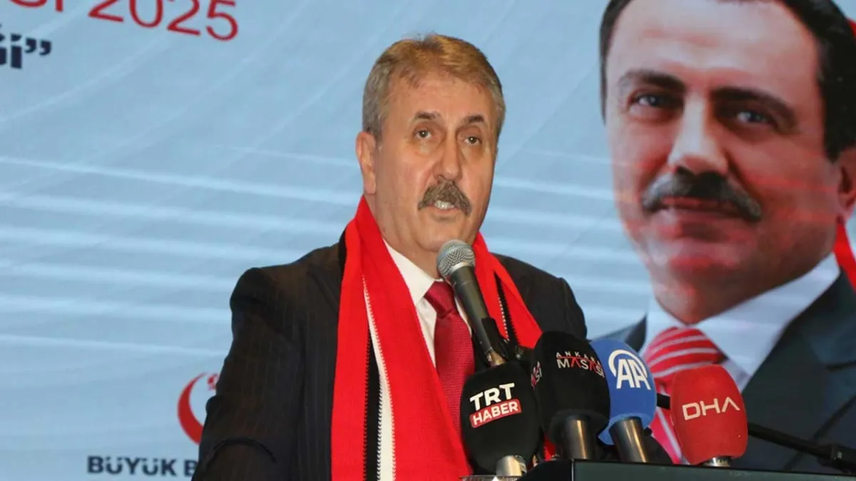 BBP Genel Başkanı Destici: Hiçbir şeyi kabul etmiyoruz, çünkü bunların kendi iradeleri yok haberinin görseli