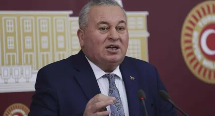 Cemal Enginyurt'tan Gürsel Tekin'e sert cevap: en bana CHP’lilik dersi veremezsin