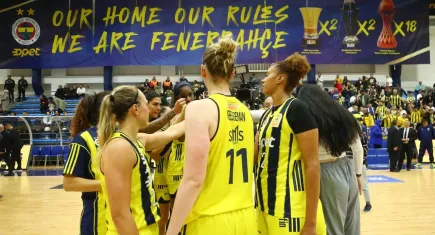 Fenerbahçe Opet, Beşiktaş BOA'ya fark attı