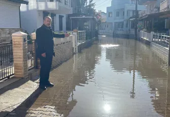 Foça'da sel felaketi: AK Partili Ramazan Genç'ten sert tepki