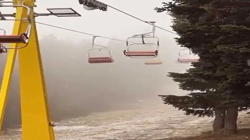 Uludağ'a kar yağdı haberinin görseli