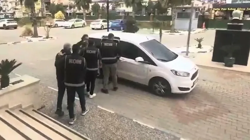 11 milyon liralık telefon dolandırıcılığında 3 şüpheli tutuklandı haberinin görseli