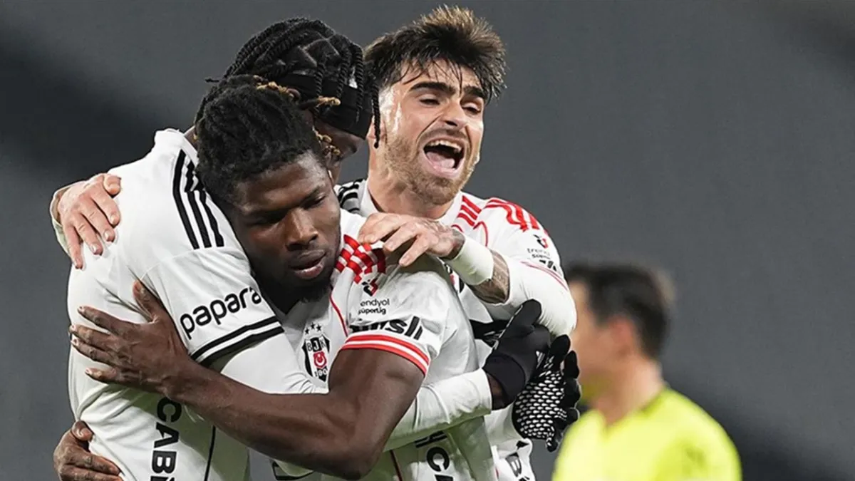 Beşiktaş, Karagümrük deplasmanında rahat kazandı haberinin görseli