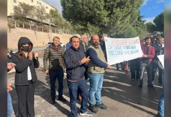 Buca'da çöp eylemleri devam ediyor