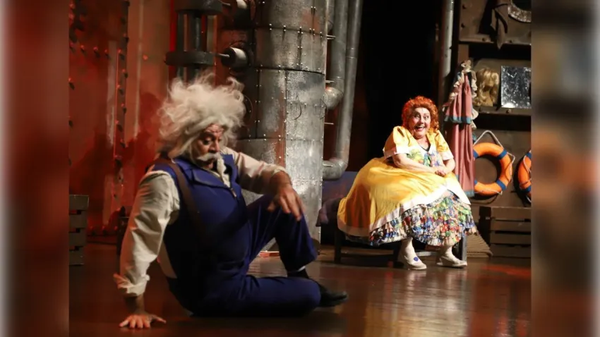 İki Kişilik Hırgür oyunu Karabağlar’da izleyiciyle buluşuyor