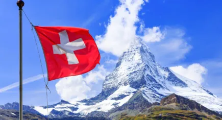 İsviçre’de seçmenler sandığa gitti: Kadınlar da zorunlu askerlik yapacak mı?