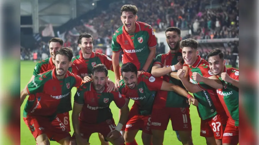 Karşıyaka gençlerle yola devam ediyor