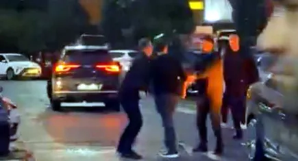  AVM otoparkında 'Yer Kavgası'