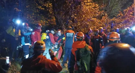 Bursa'da doğa yürüyüşü faciası: Yüksekten düşen 16 yaşındaki çocuk hayatını kaybetti