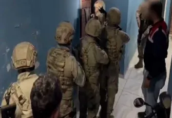 DEAŞ silahlı terör örgütüne dev operasyon: 3 kişi gözaltında