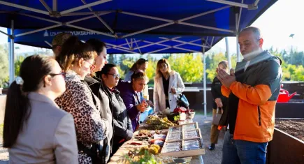Engelli öğrenciler “Tohumdan Sofraya” etkinliğinde doğayla buluştu