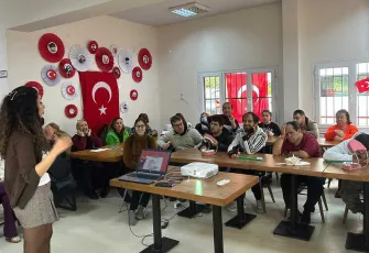 Engelsiz Yaşam Köyü’nde özel gereksinimli bireylere diş sağlığı eğitimi