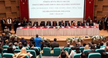 İzmir’de engelli bireylerin sorunları için Bölge İstişare Toplantısı yapıldı