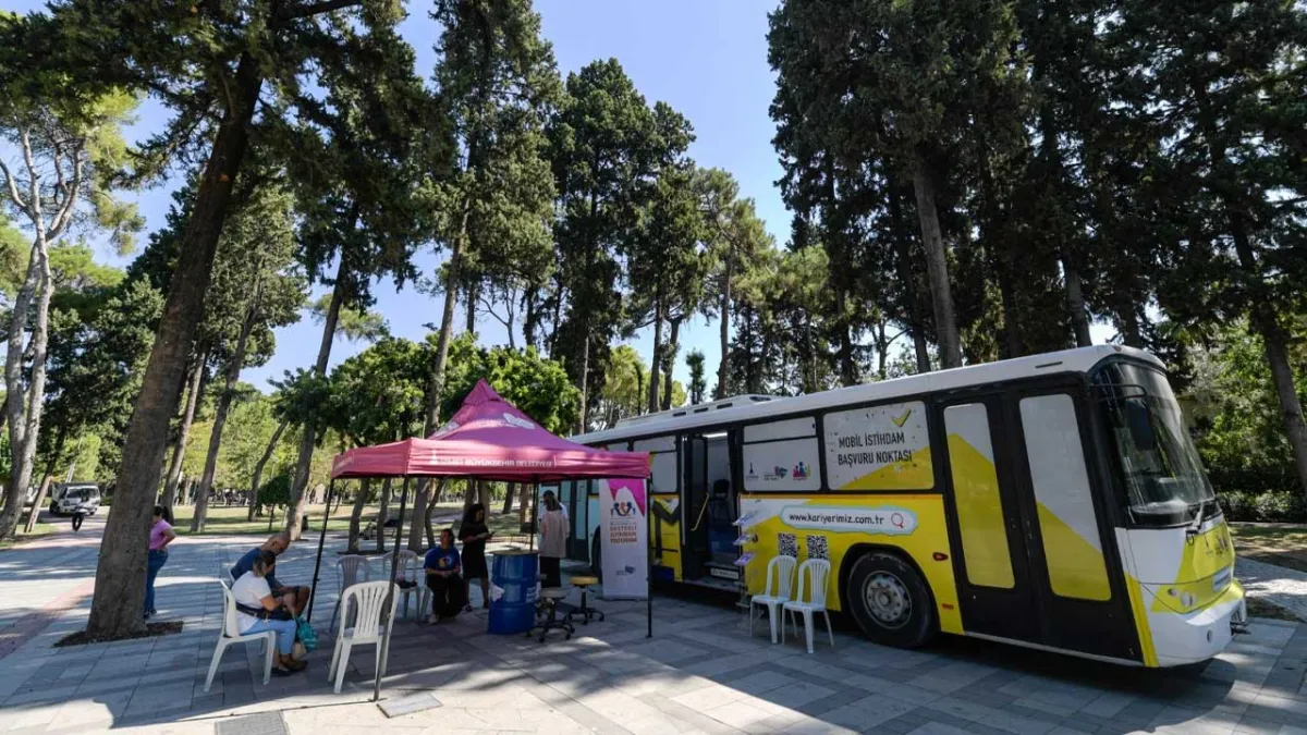 İzmir’e yerleşti, Meslek Fabrikası sayesinde iş sahibi oldu haberinin görseli