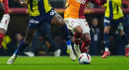 Zirvenin sahibi Kadıköy'de belli olacak: Fenerbahçe-Galatasaray derbisinde ilk 11'ler açıklandı