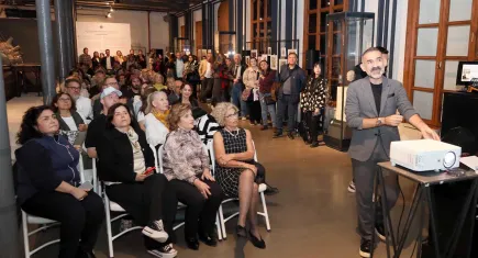 İzmir’de sanat, kız çocuklarının eğitimi ve sürdürülebilir gelecek için buluşuyor