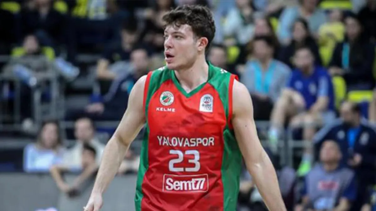 Karşıyaka'da Ege Özçelik ameliyat edildi haberinin görseli