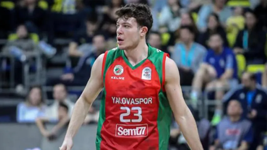 Karşıyaka'da Ege Özçelik ameliyat edildi