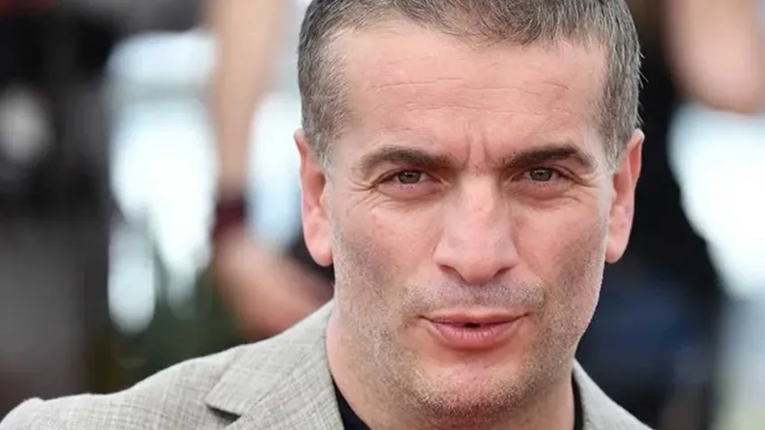 Murat Cemcir yoğun bakıma kaldırıldı! Hastaneden açıklama: 'Divertikül Kanaması' haberinin görseli