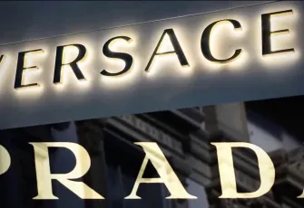 Prada’dan dev satış hamlesi: Versace’yi 1,4 milyar dolara satın aldı