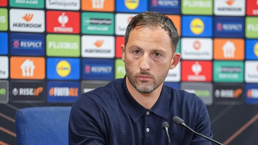 Tedesco'dan Galatasaray maçı sonrası açıklamalar: Beraberlikten dolayı hayal kırıklığına uğradık haberinin görseli