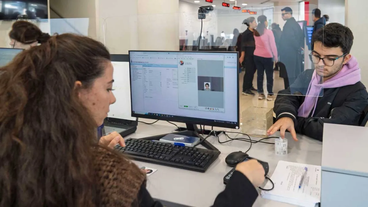 Toplu ulaşımda “Genç İzmirim Kart” avantajı başladı haberinin görseli