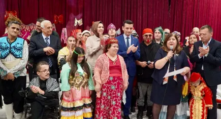 Urla’da Engelsiz Kültür Mozaiği alkış aldı