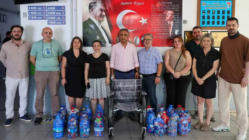 Buca’da 4 tona yakın plastik kapak toplandı