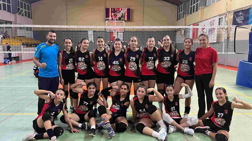 Çiğli voleybolda zirvede