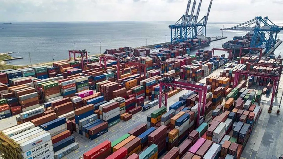 Gümrüklerde tarihi rekor: 10 ayda 89 milyar TL değerinde kaçakçılık engellendi haberinin görseli