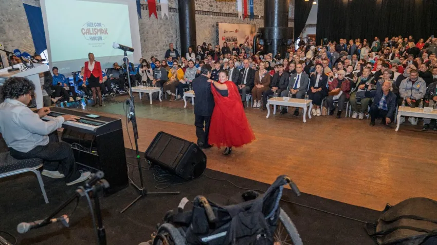 İzmir’de engelli yurttaşlar buluştu