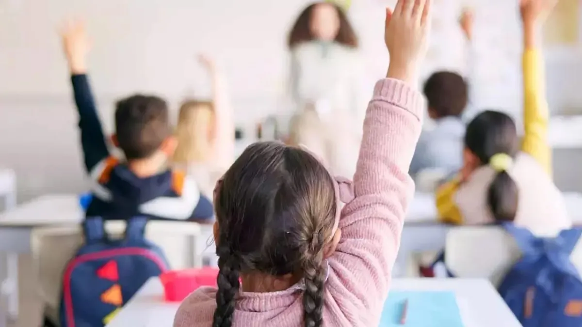 MEB akran zorbalığına karşı düğmeye bastı: Okula başlama yaşı değişiyor haberinin görseli