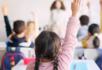 MEB akran zorbalığına karşı düğmeye bastı: Okula başlama yaşı değişiyor