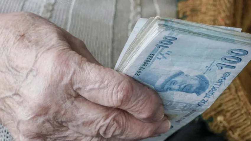 Ocak ayı yaklaşıyor, emeklinin gözü promosyonda: Uzmanlar rekor artış bekliyor
