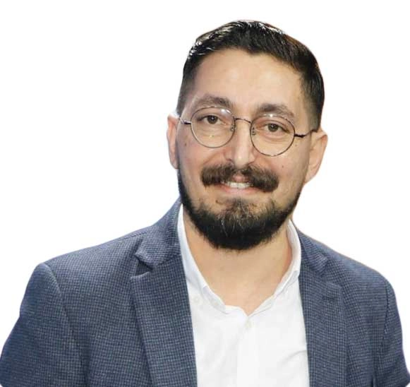 Vedat Araz adlı yazarın resmi