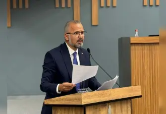 AK Partili Yıldız’dan CHP’li Güç’e kontra: Yarım kalan işlerin hesabı verilsin