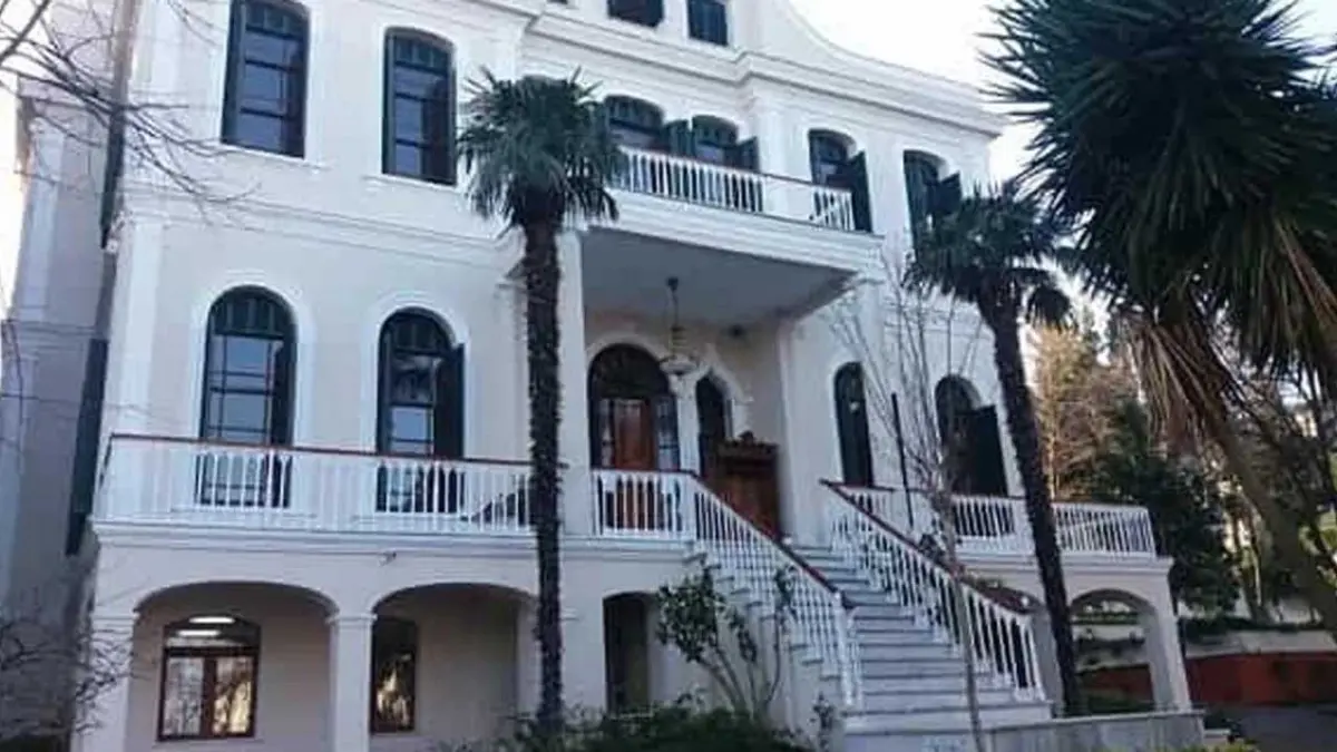 Bir soygun da Adalar Adliyesi'nde: Emanet deposundan 12 silah çalındı, zabıt katibi tutuklandı! haberinin görseli