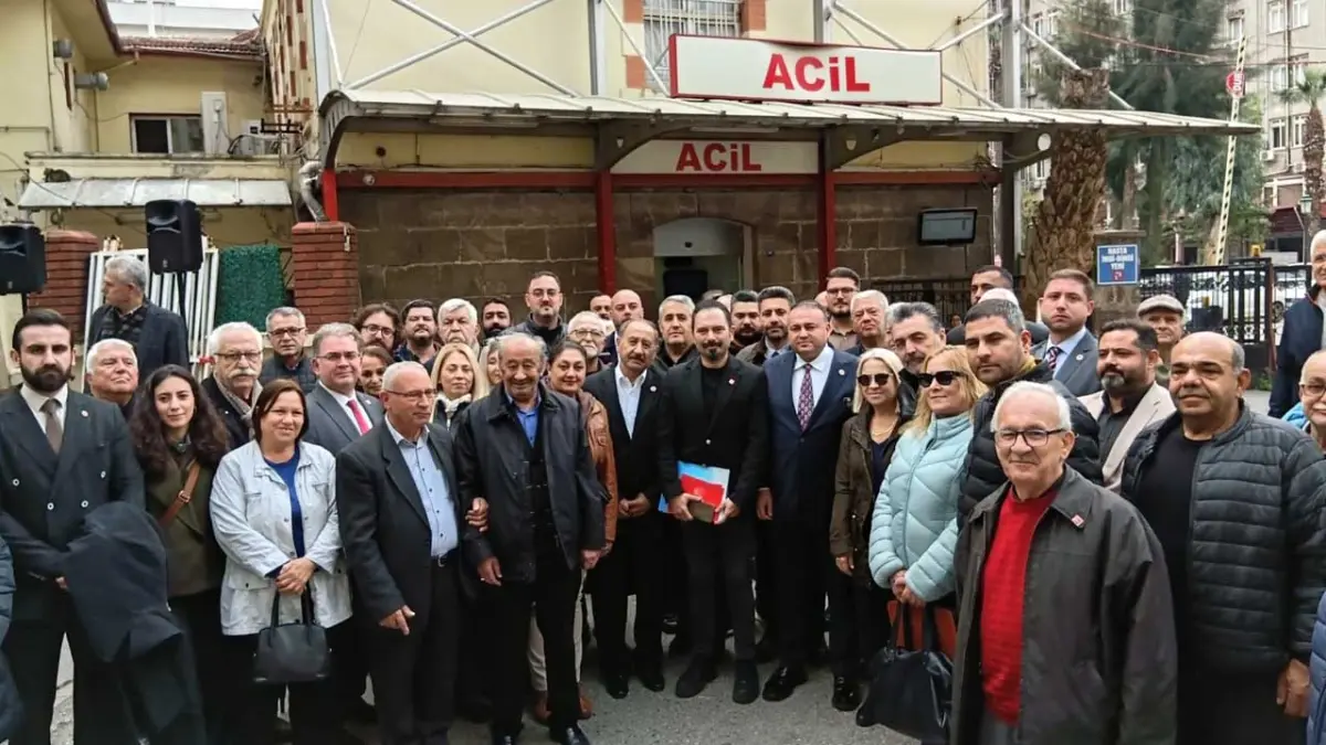 CHP Konak’ta eczaneler için alarm: Raflarda 5 ilaçtan biri bulunamıyor haberinin görseli