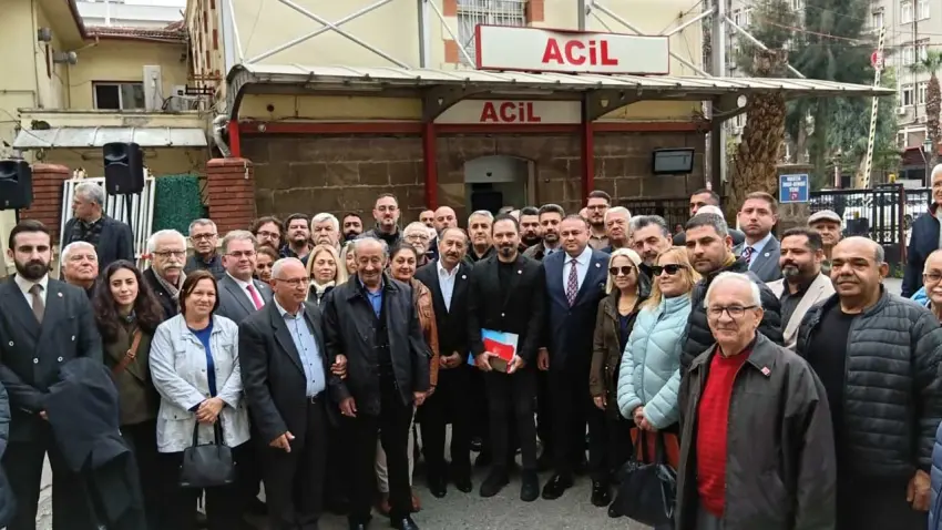 CHP Konak’ta eczaneler için alarm: Raflarda 5 ilaçtan biri bulunamıyor