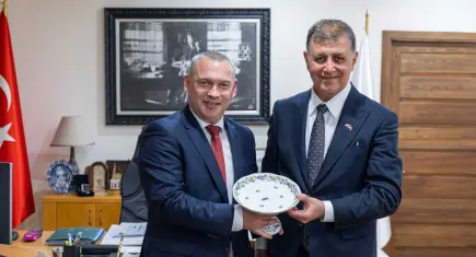 İzmir – Macaristan hattında “kardeş kent” adımı