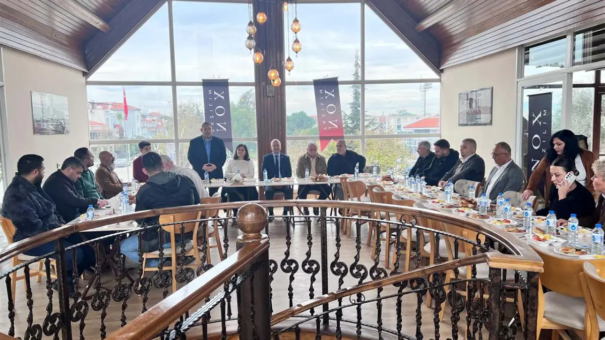 İzmir Mali Müşavirler Odası’ndan Menderes’te yıl sonu buluşması haberinin görseli