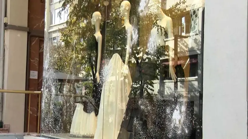 Nişantaşı'nda silahlı saldırı: Gelinlik mağazasına ateş açıp açtılar haberinin görseli