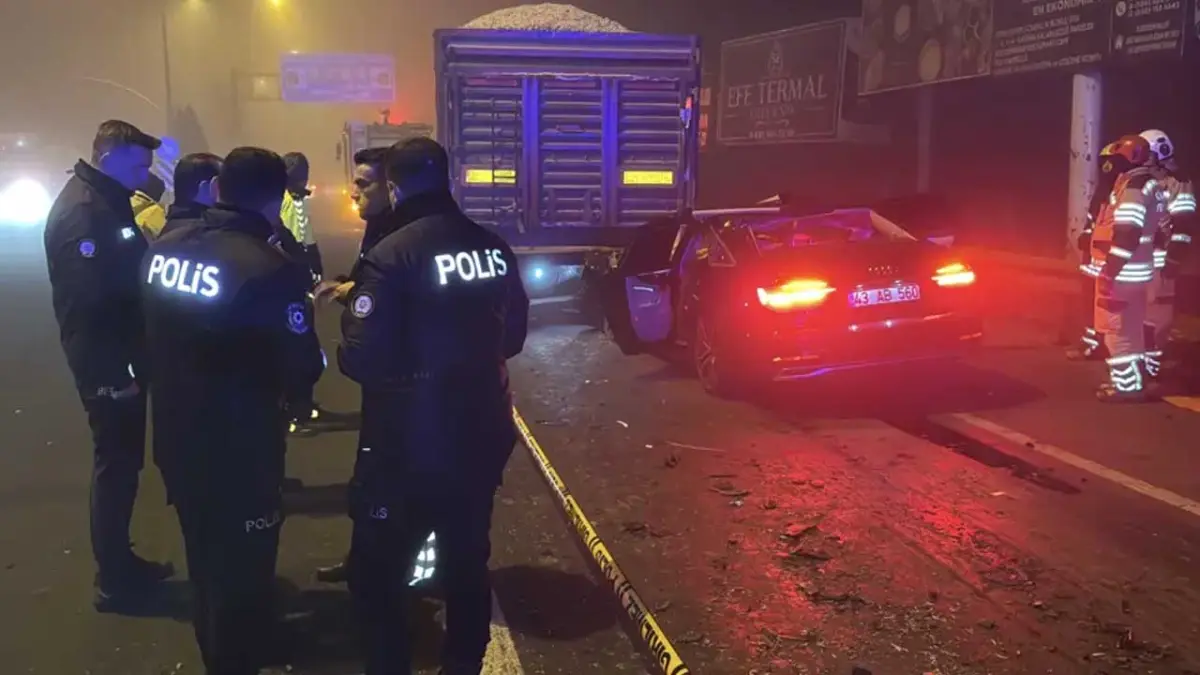 Sisli havada feci kaza: 4 ölü haberinin görseli