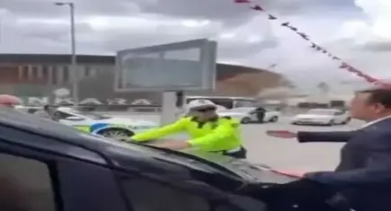 Vekil şöförüne polisin üzerine aracı sürdüğü için ceza!
