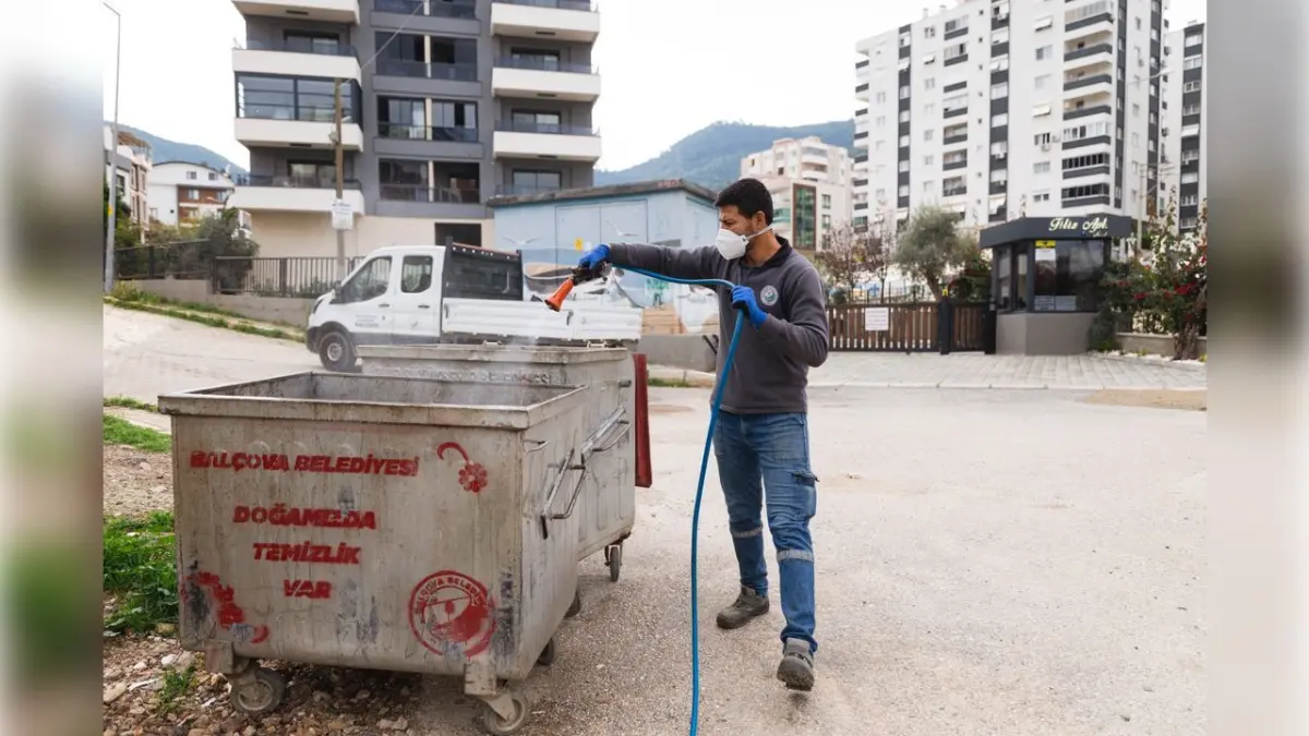 Balçova Belediyesi’nden Çetinemeç Mahallesi’ne kapsamlı temizlik haberinin görseli
