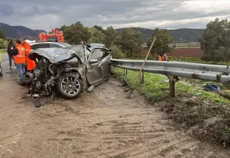 İzmir’de zincirleme trafik kazası: Çekici beş aracı biçti! 2’si jandarma 4 kişi yaralandı